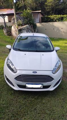 FORD FIESTA 1.6 SE HATCH 16V FLEX 4P POWERSHIFT FORD FIESTA 1.6 SE HATCH 16V FLEX 4P POWERSHIFT